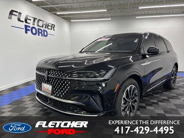 Used 2024 Lincoln Nautilus Reserve AWD/4WD image 1