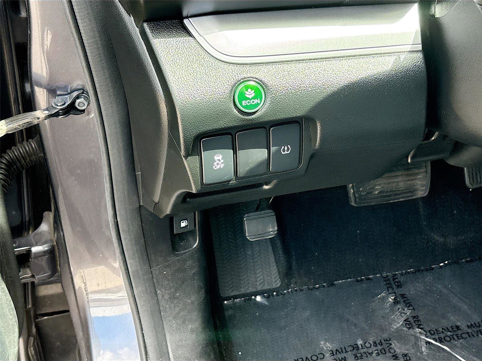 Used 2015 Honda CR-V LX image 10