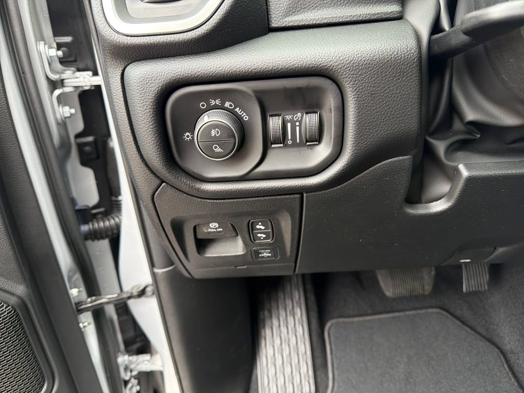 New 2026 RAM 1500 Big Horn AWD/4WD image 29