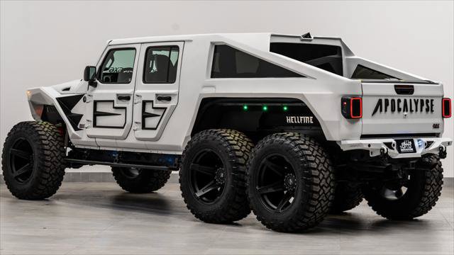 Used 2025 Jeep Gladiator Sport AWD/4WD image 9