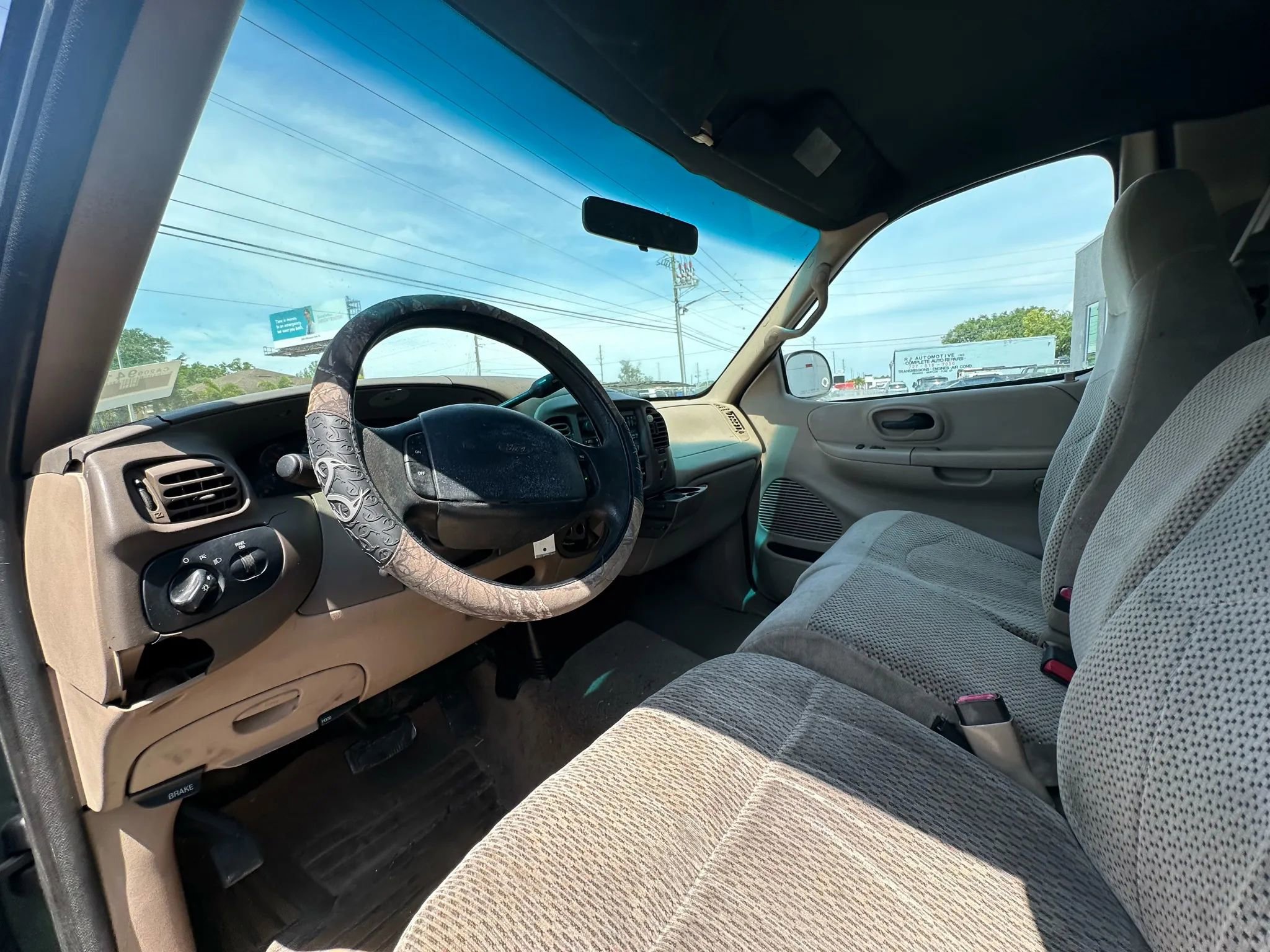 Used 1999 Ford F150 2WD SuperCab image 16