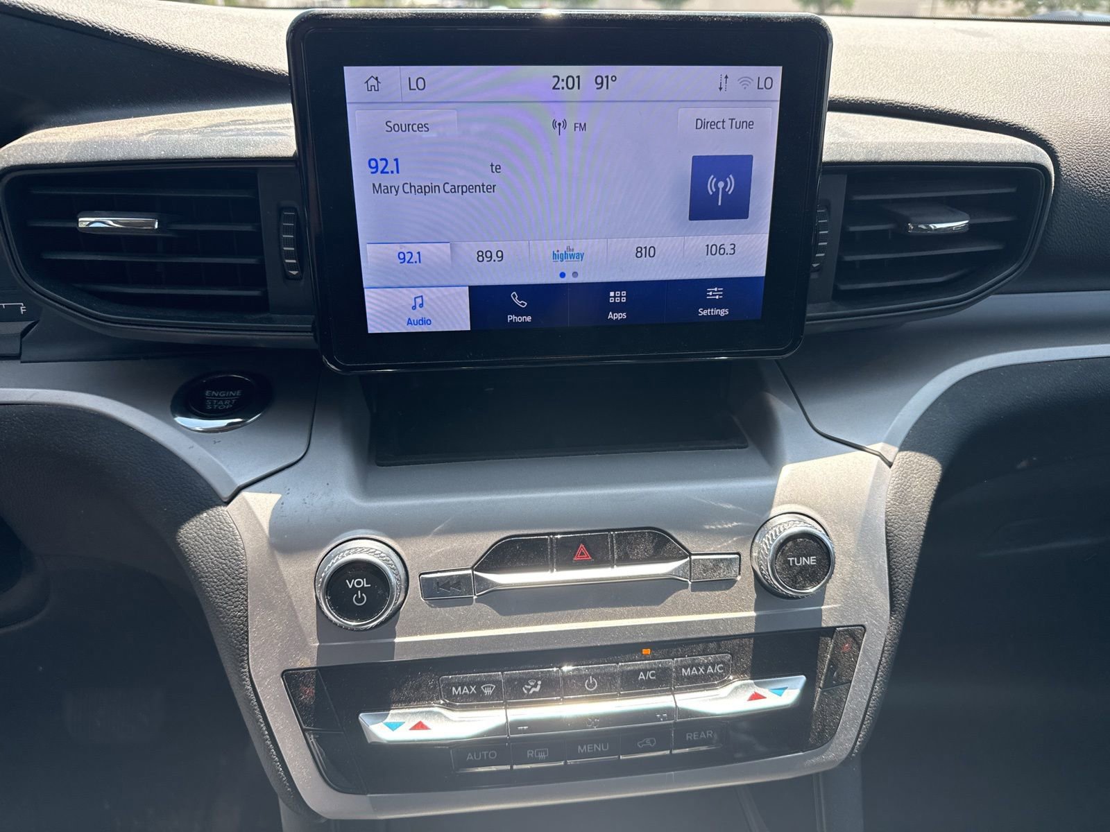 Used 2023 Ford Explorer XLT RWD image 14