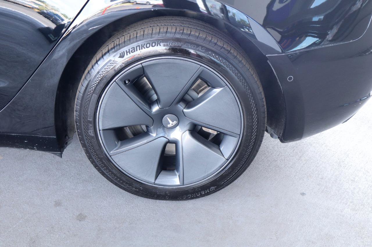 Used 2022 Tesla Model 3 Long Range AWD/4WD image 11