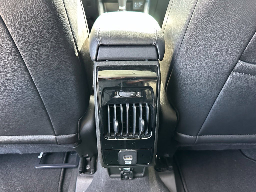 Used 2025 Jeep Compass Limited AWD/4WD image 24