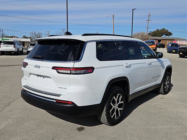 Used 2024 Jeep Grand Cherokee L Limited image 5