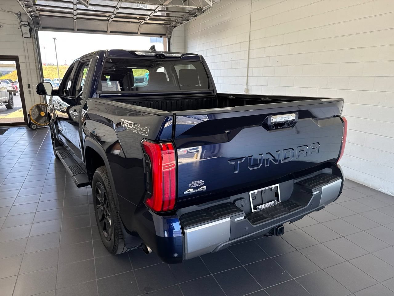 Used 2022 Toyota Tundra Limited w/ TRD Off-Road Package AWD/4WD image 6