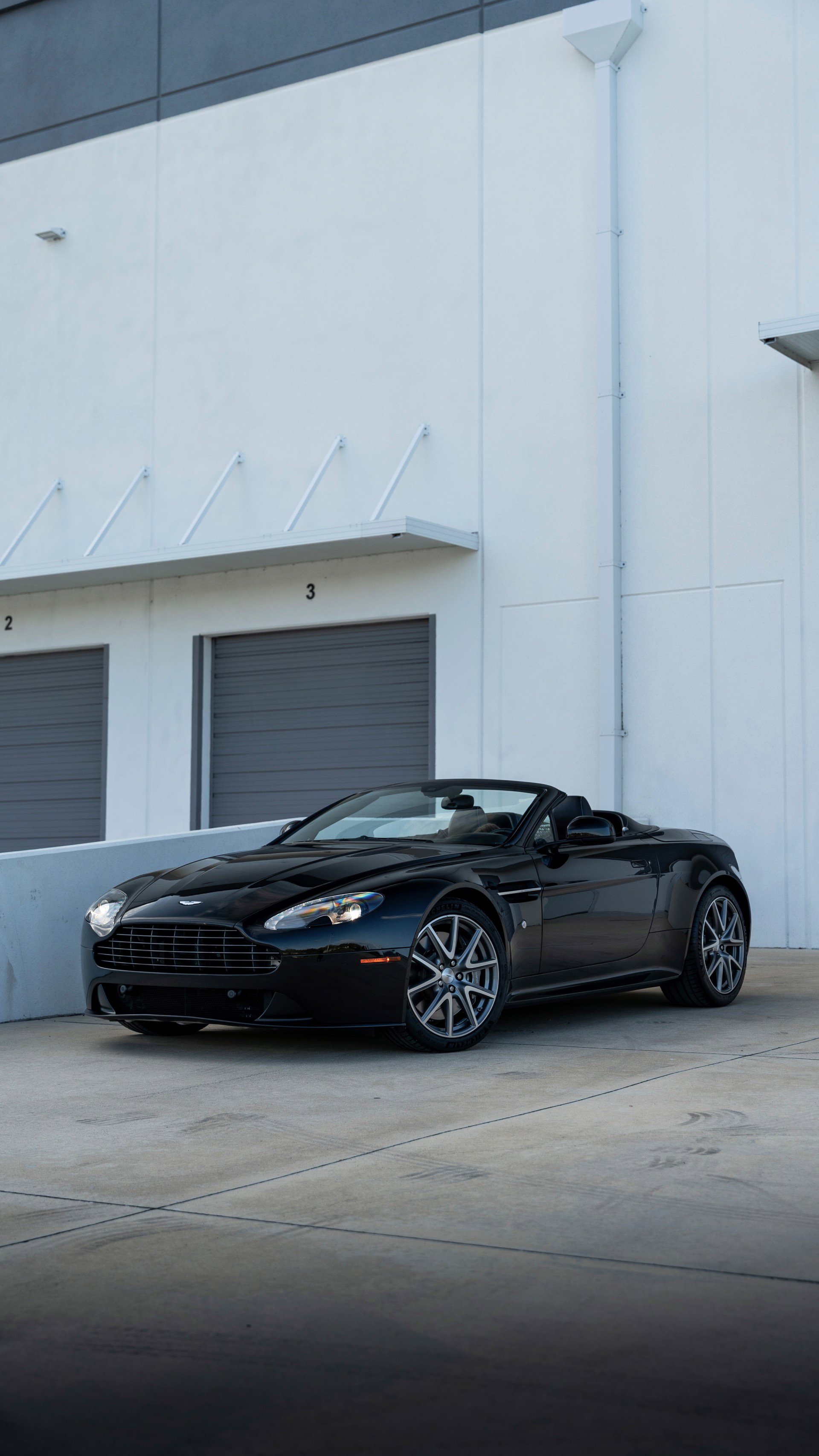 Used 2015 Aston Martin V8 Vantage GT image 26