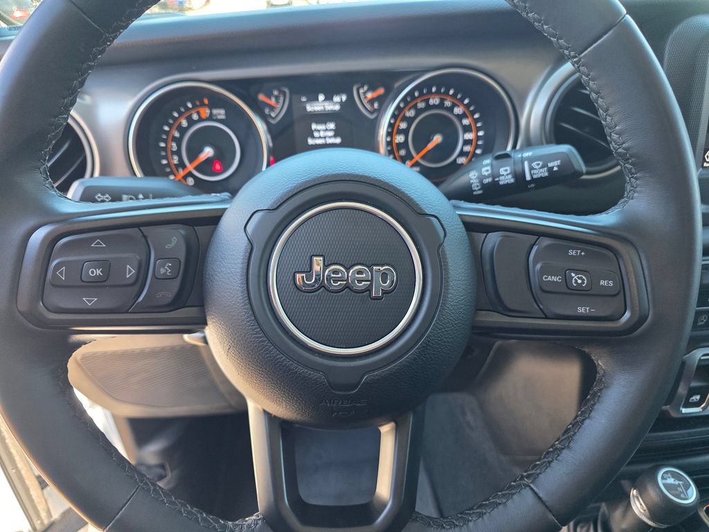 Used 2022 Jeep Wrangler Sport AWD/4WD image 10
