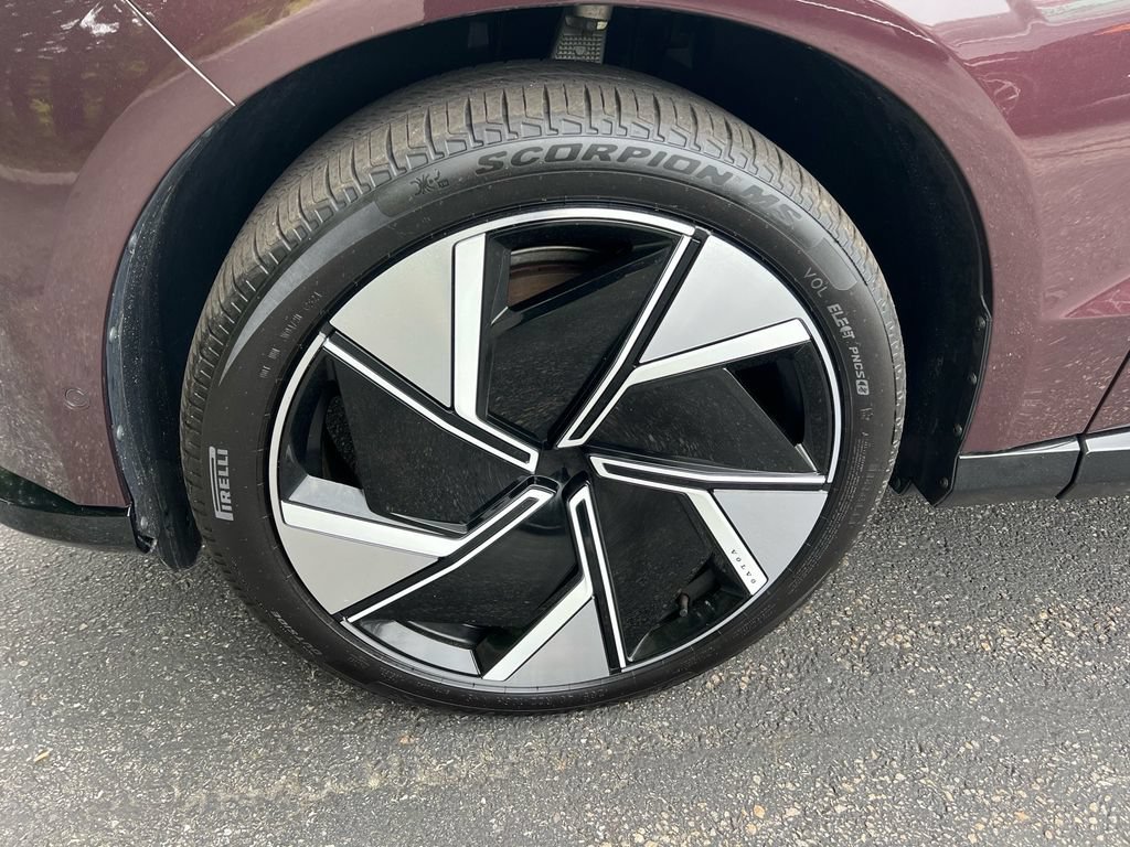 Certified 2025 Volvo EX90 Ultra AWD/4WD image 9
