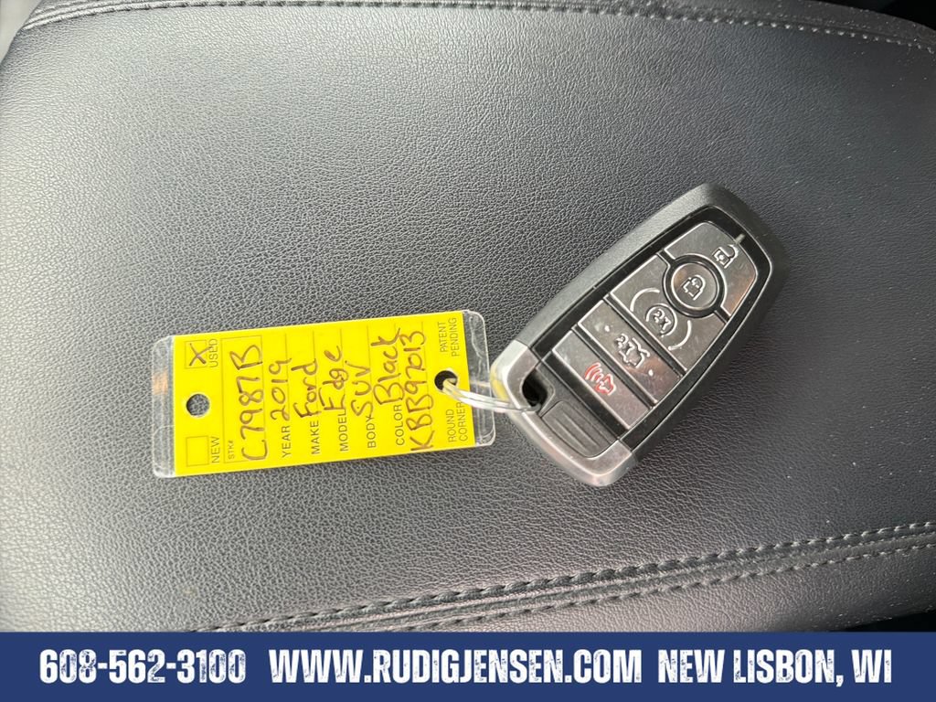 Used 2019 Ford Edge SEL w/ Equipment Group 201A AWD/4WD image 28