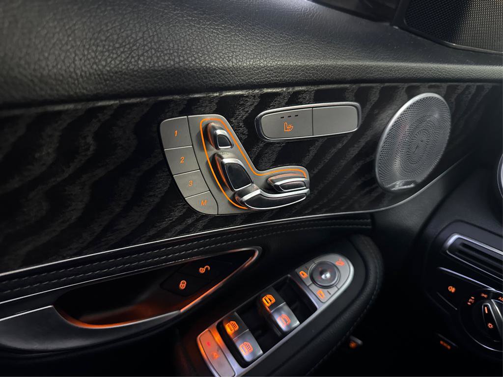 Used 2015 Mercedes-Benz C 300 4MATIC Sedan image 16