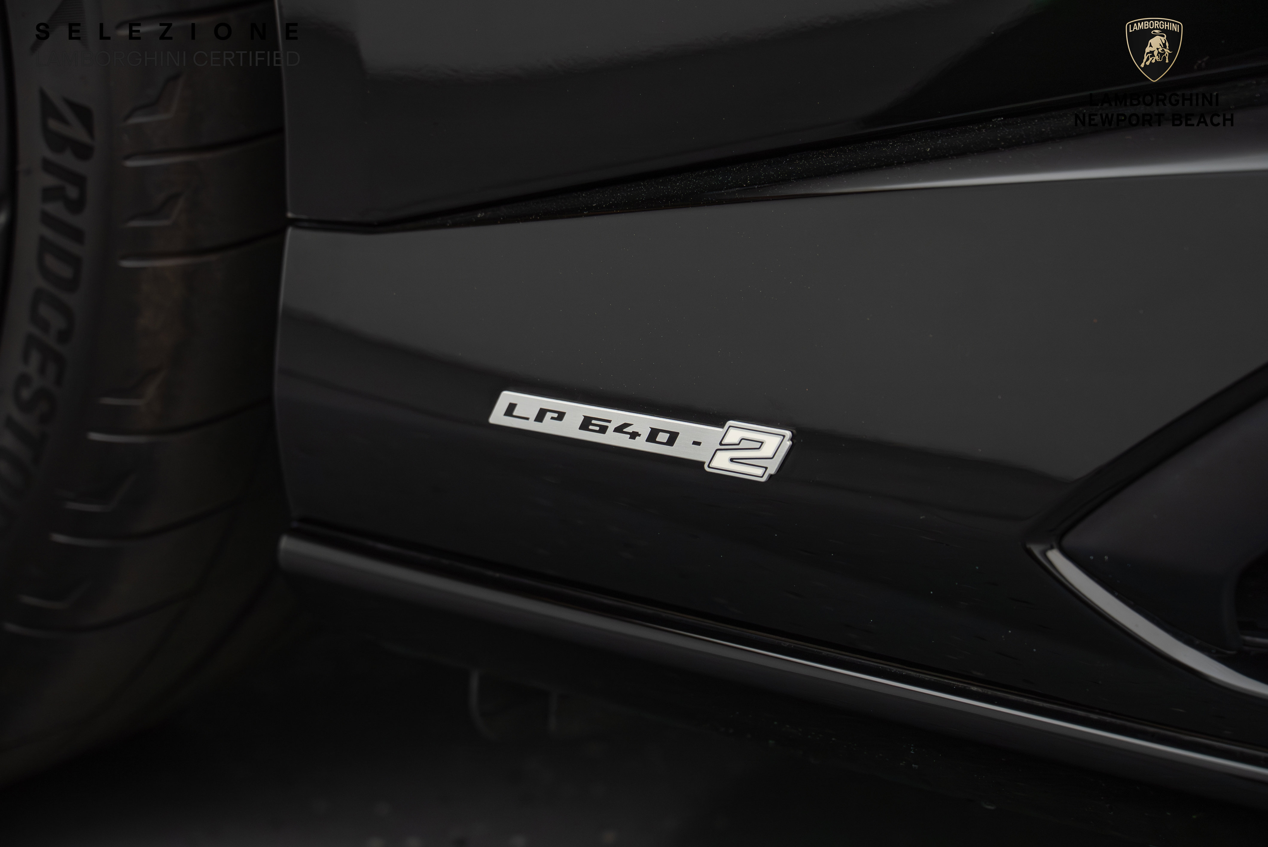 Used 2023 Lamborghini Huracan Tecnica image 4