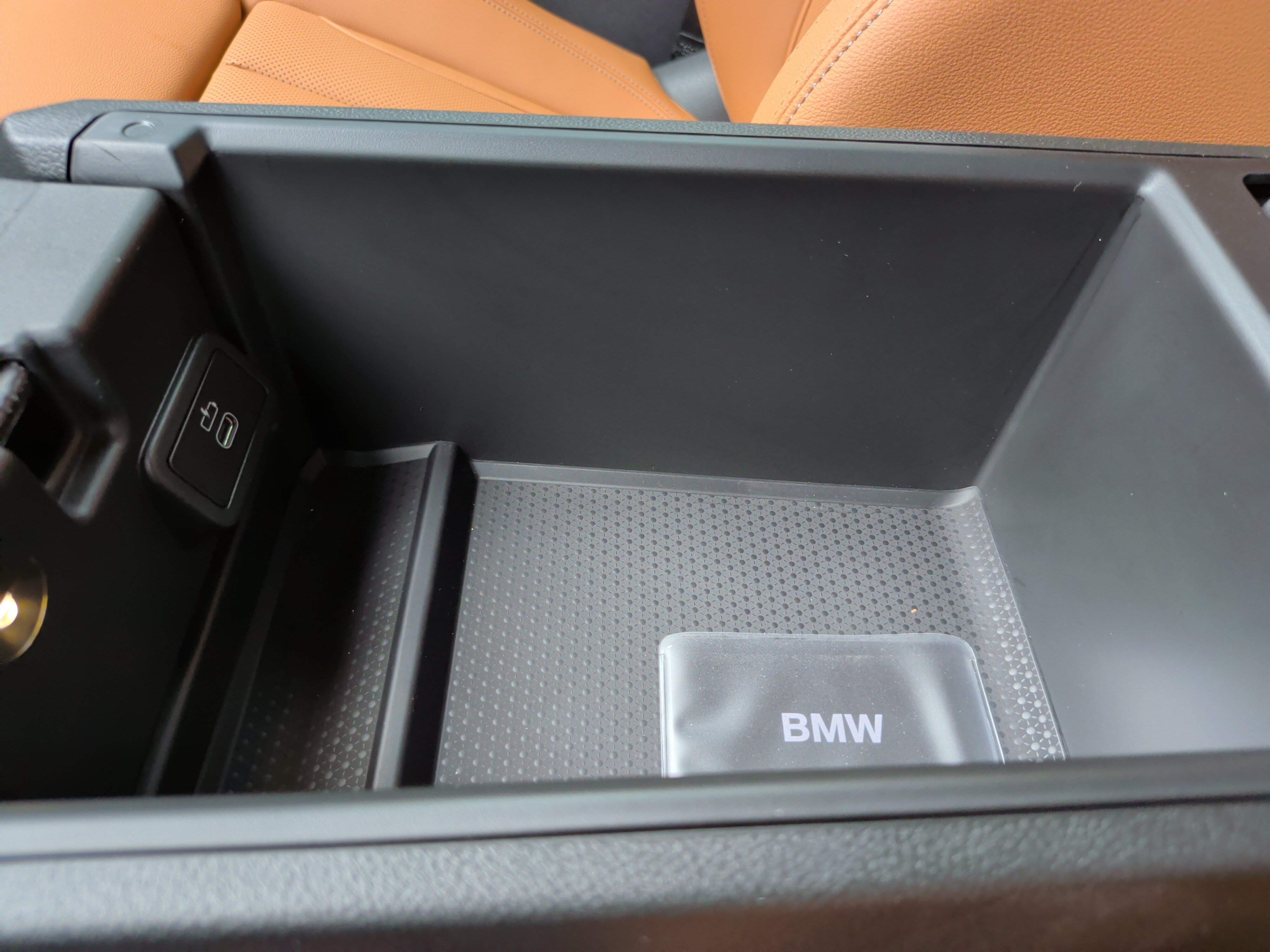 Certified 2024 BMW 330i Sedan w/ Convenience Package RWD image 21