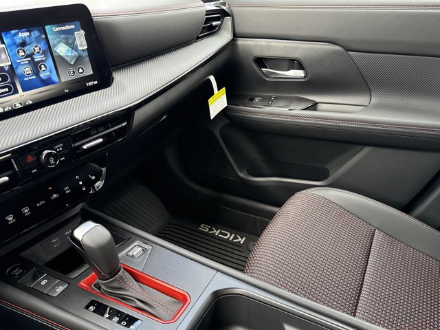 New 2026 Nissan Kicks SR w/ SR Premium Package image 17
