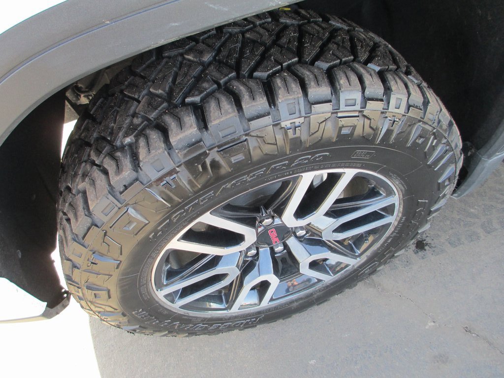 Certified 2023 GMC Sierra 1500 AT4 w/ AT4 Premium Package image 13