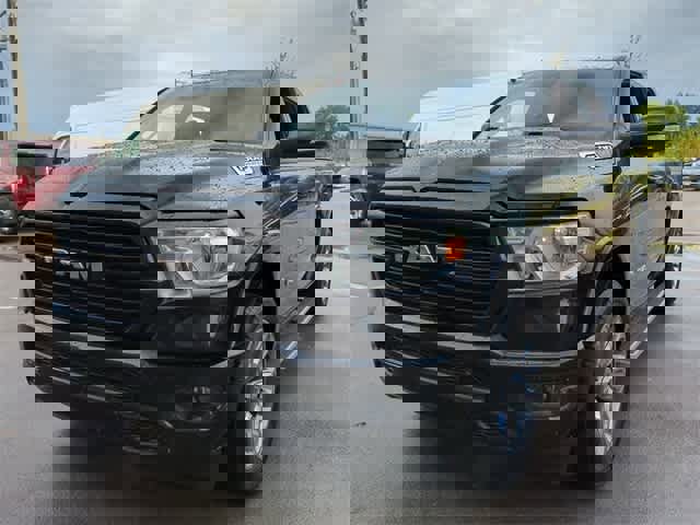 Used 2022 RAM 1500 Laramie w/ Sport Appearance Package image 11