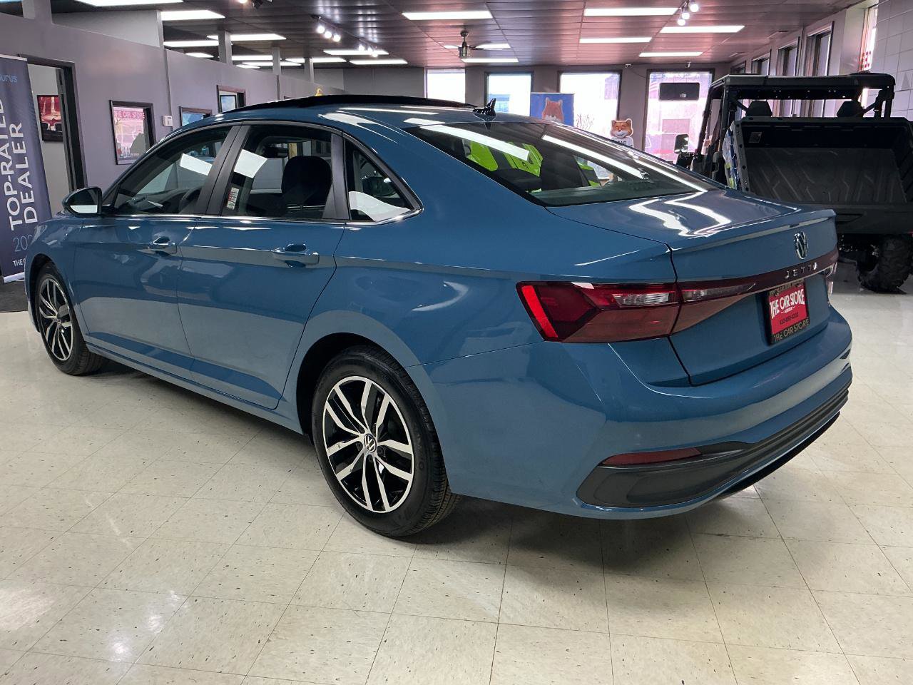 Used 2025 Volkswagen Jetta SE image 5