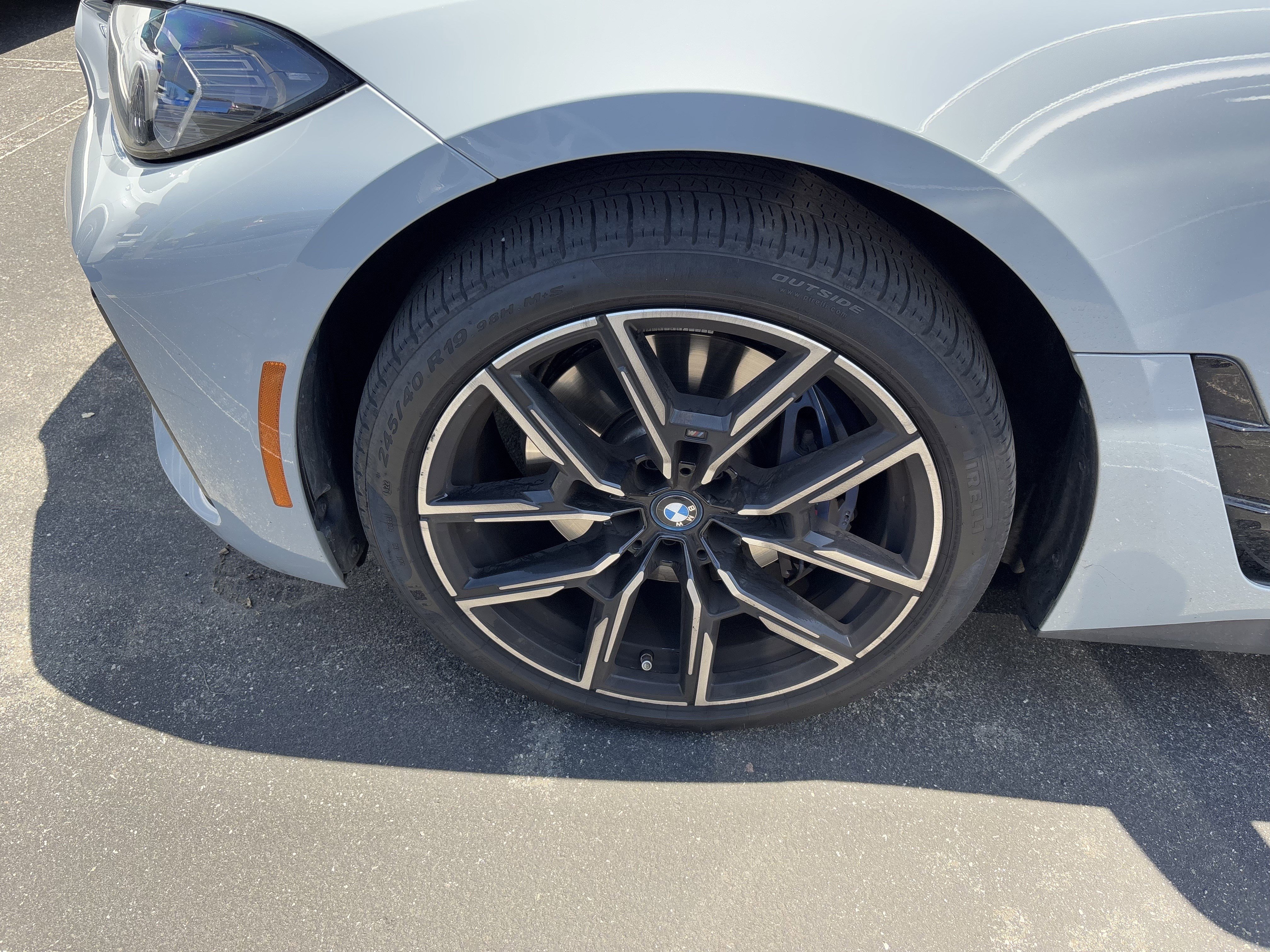 Certified 2023 BMW i4 eDrive40 w/ M Sport Package RWD image 31