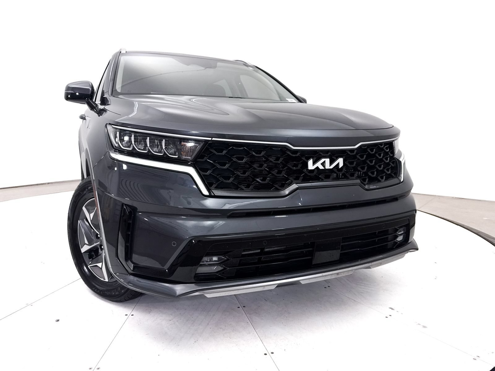 Certified 2023 Kia Sorento EX FWD image 6