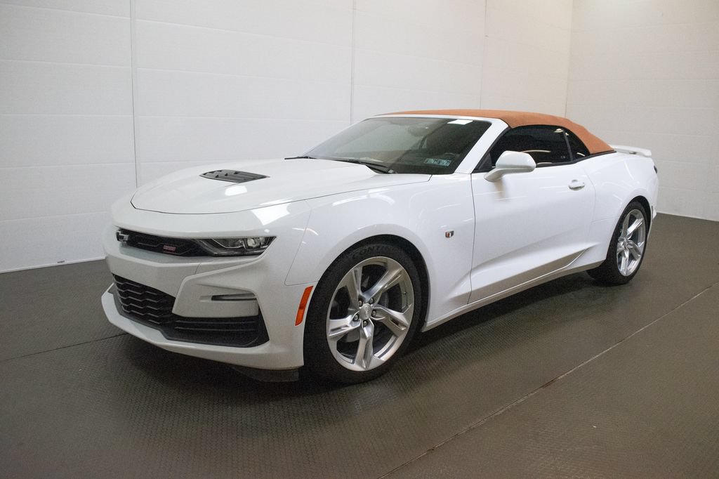 Used 2021 Chevrolet Camaro SS RWD image 12