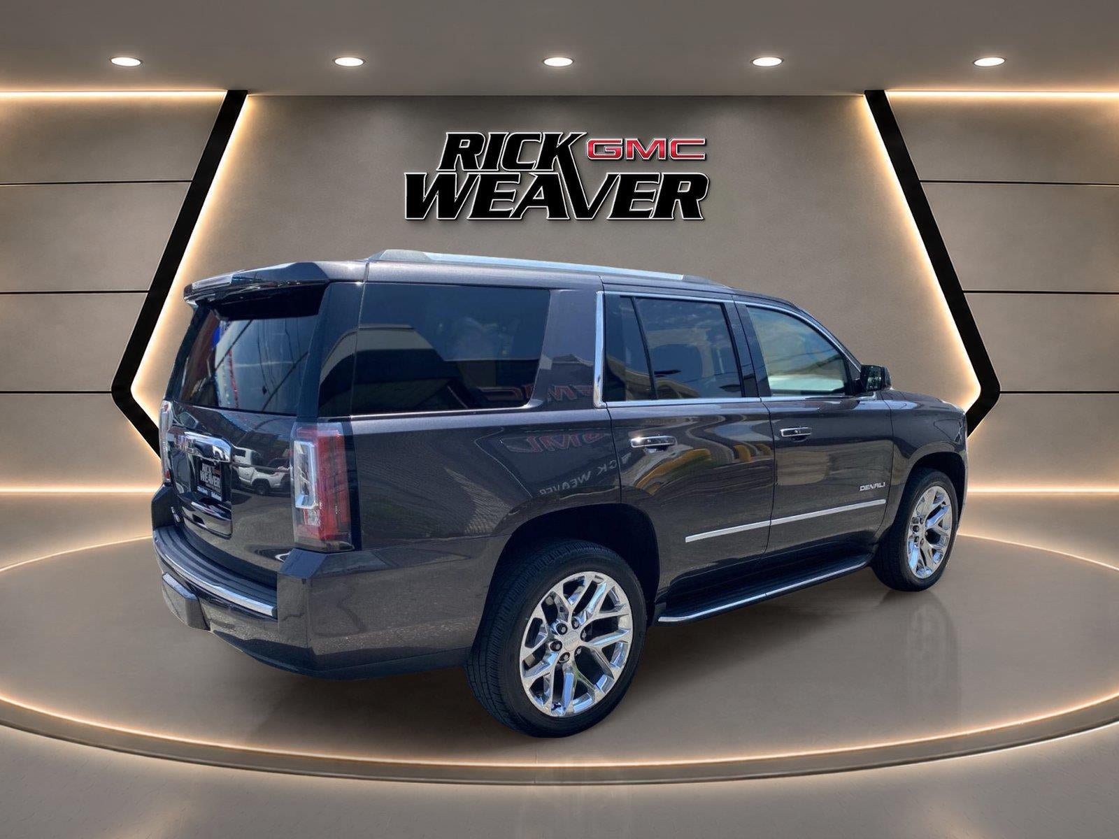 Used 2017 GMC Yukon Denali w/ Open Road Package AWD/4WD image 8
