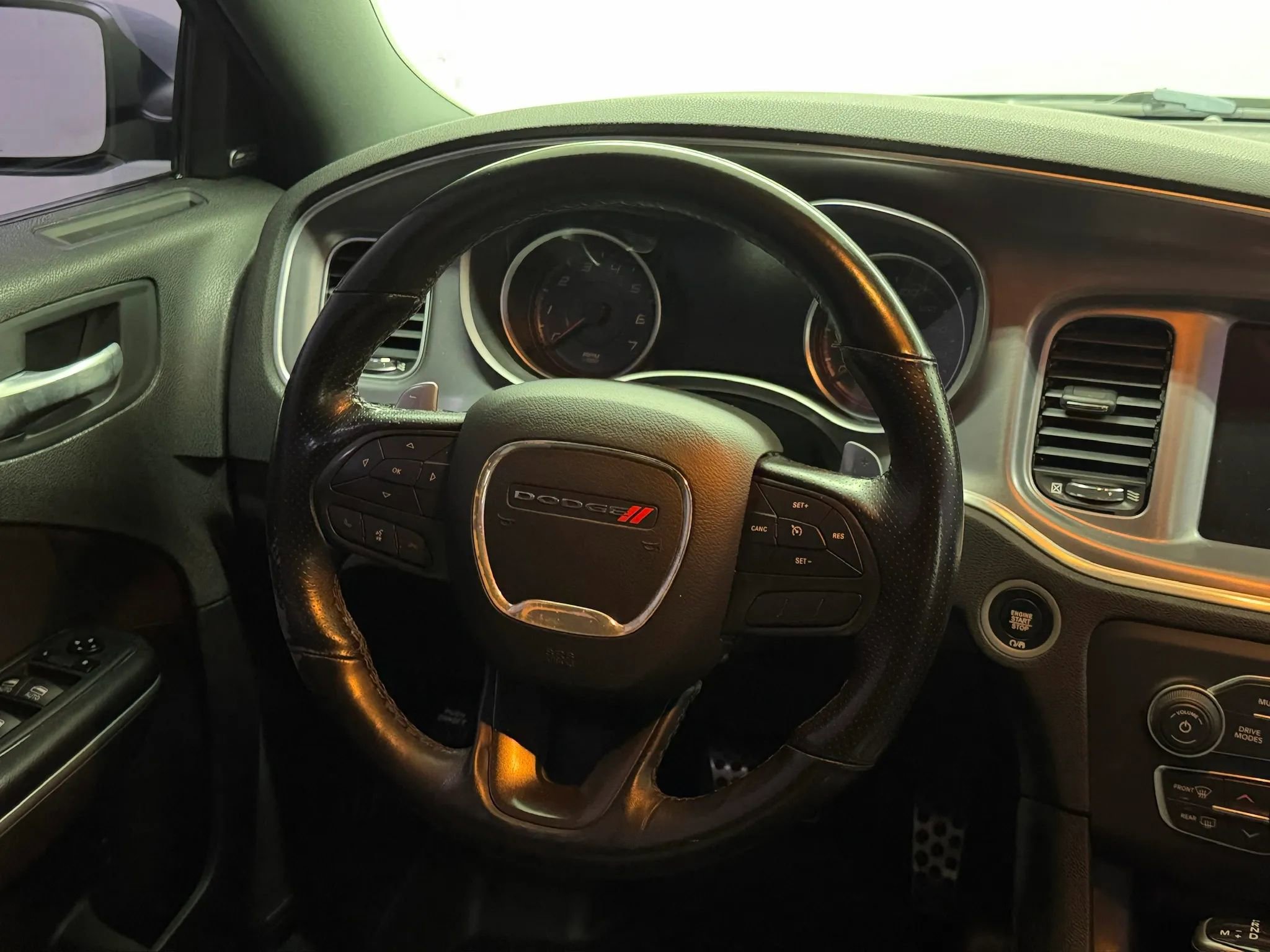Used 2020 Dodge Charger Scat Pack RWD image 17