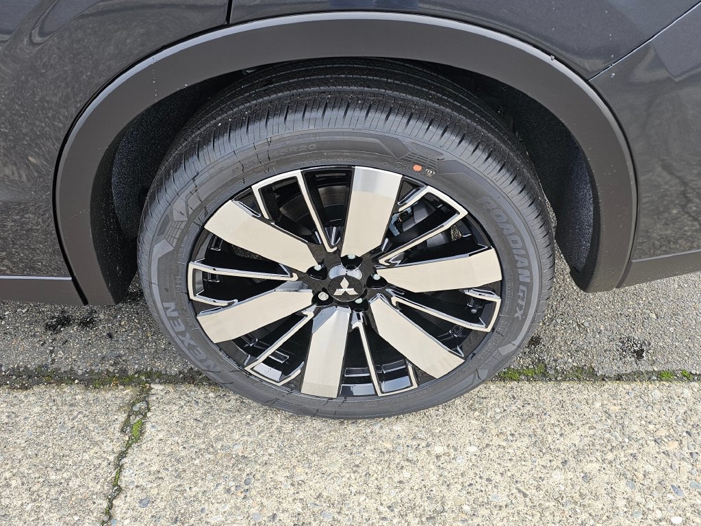 New 2026 Mitsubishi Outlander SE AWD/4WD image 9