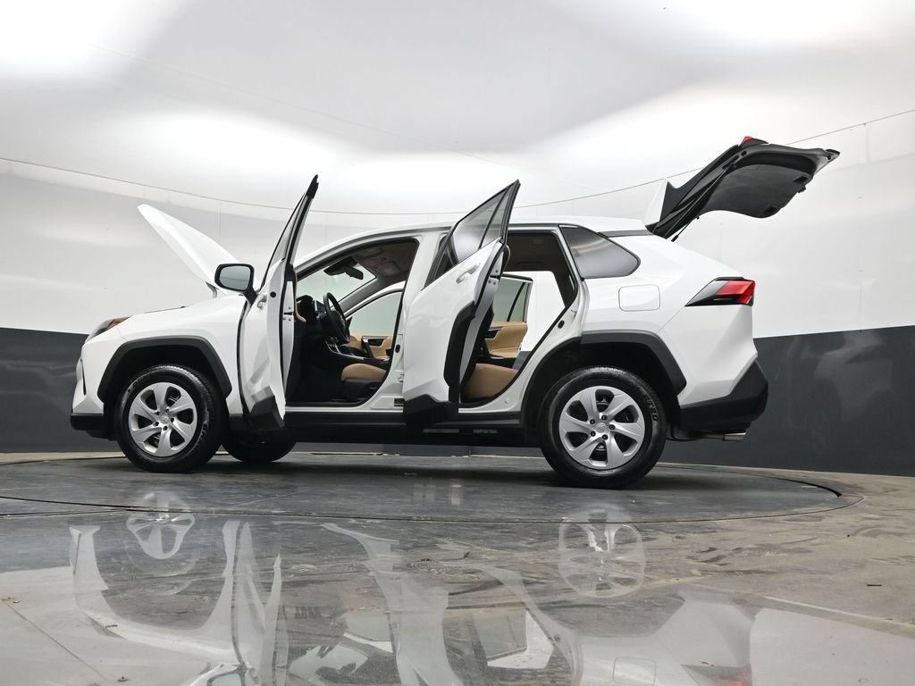 Used 2025 Toyota RAV4 LE FWD image 40