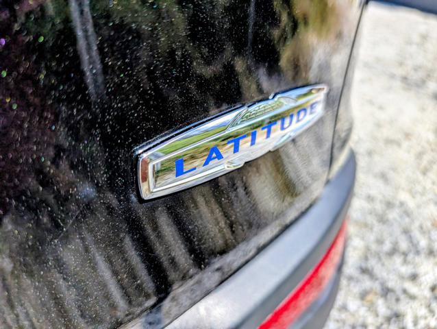 Used 2016 Jeep Cherokee Latitude image 16