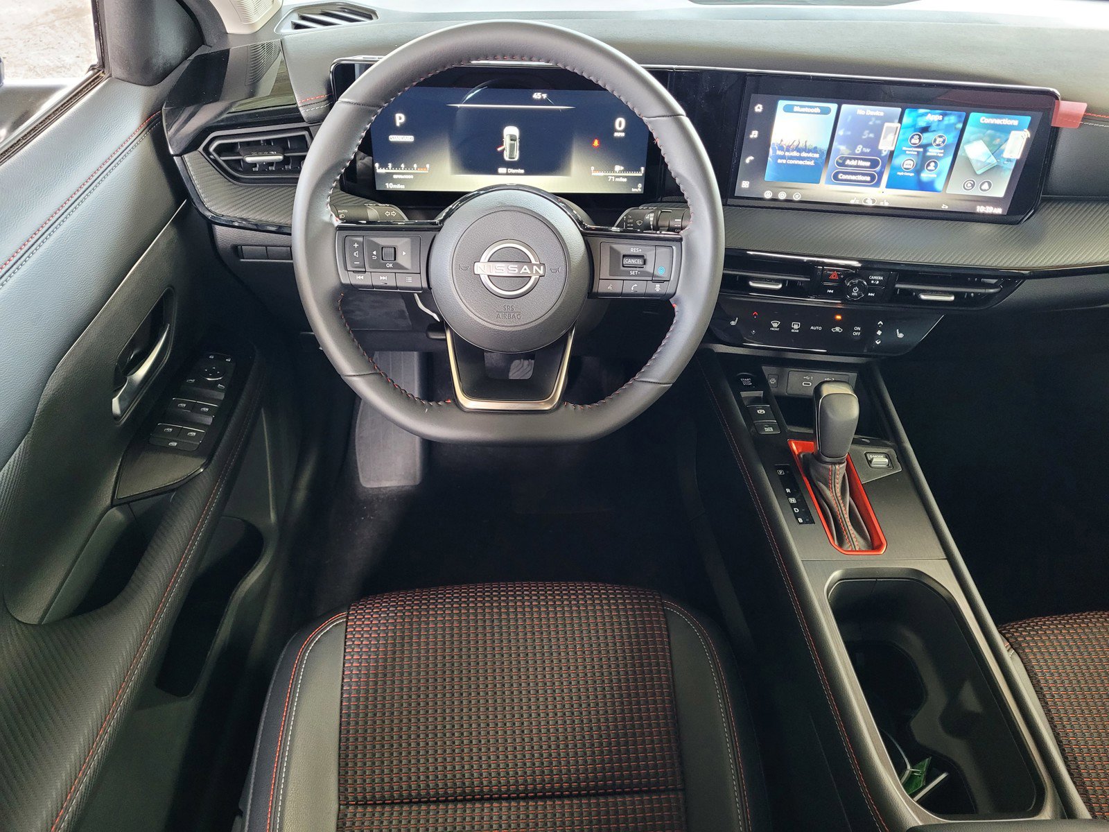 New 2026 Nissan Kicks SR w/ Cold Weather Package image 8