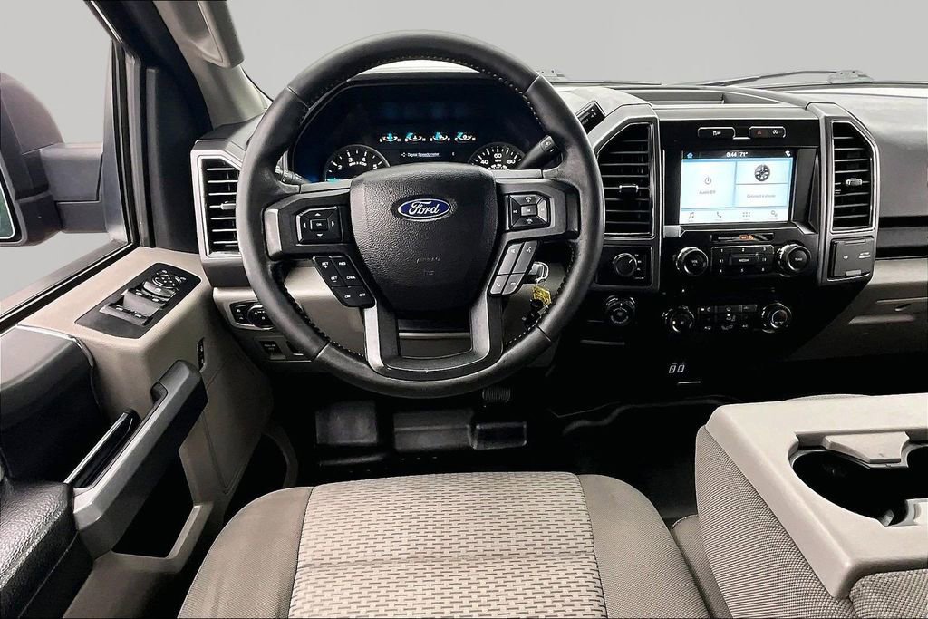 Used 2017 Ford F150 XLT w/ Equipment Group 302A Luxury AWD/4WD image 5