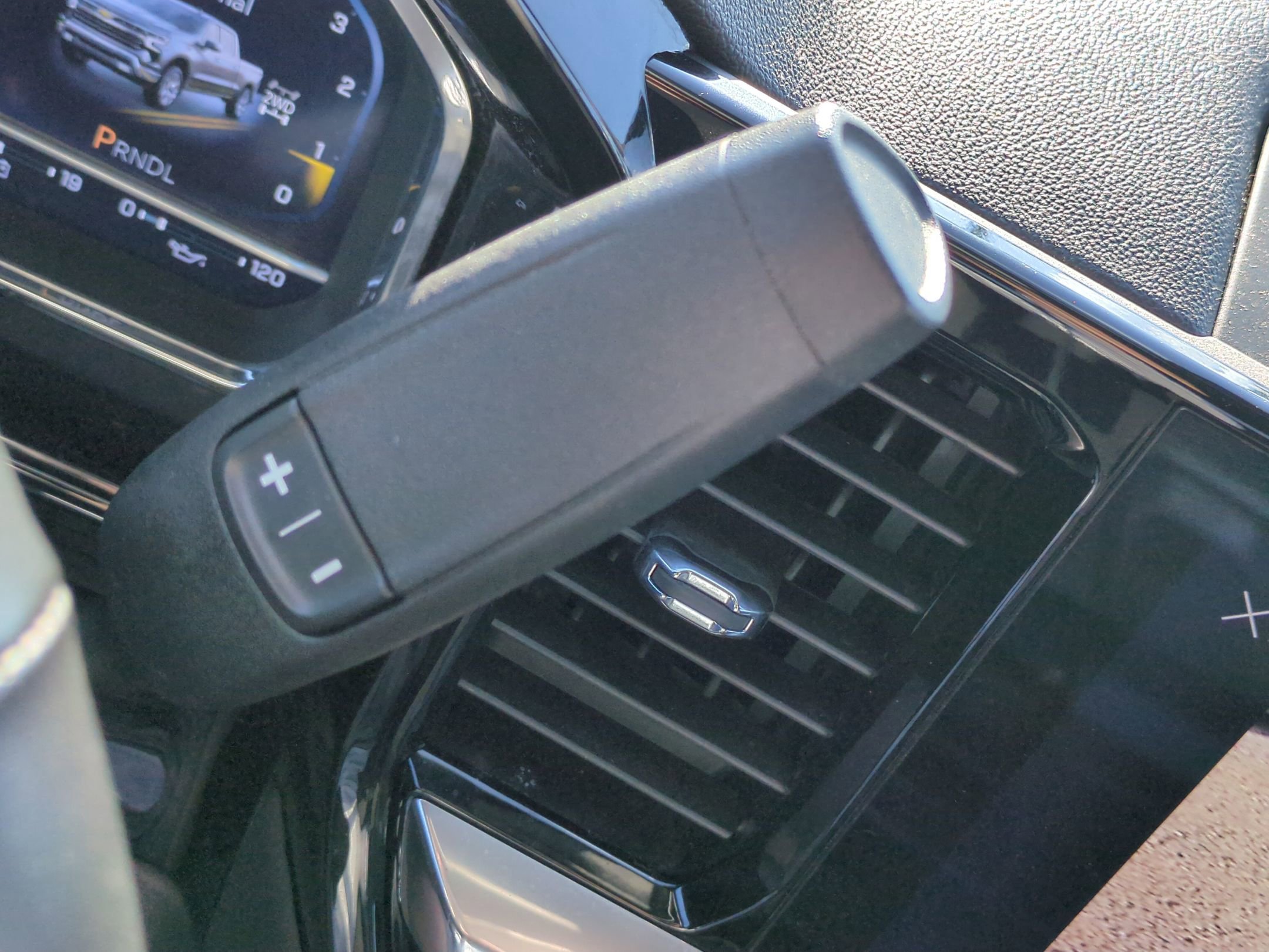 Certified 2023 Chevrolet Silverado 1500 LT AWD/4WD image 26