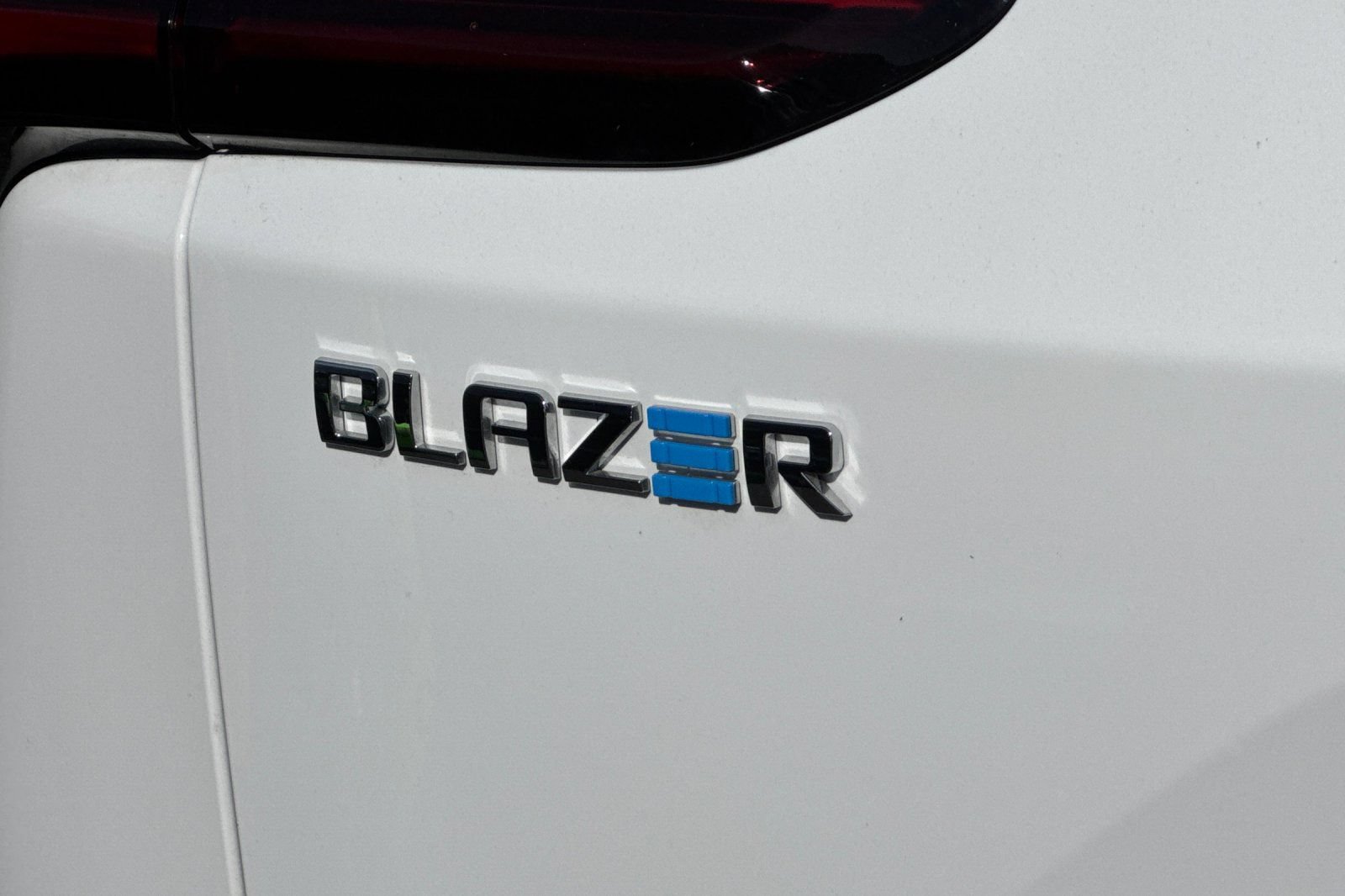 Used 2026 Chevrolet Blazer EV LT FWD image 46