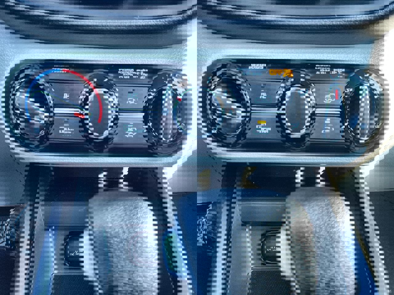 Certified 2022 Kia Soul LX w/ Technology Package image 16