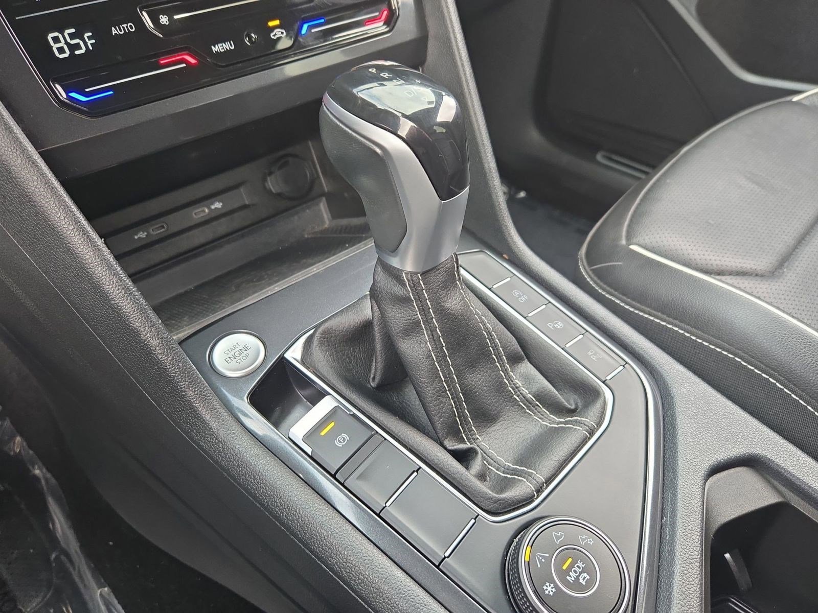 Used 2023 Volkswagen Tiguan SEL R-Line image 16