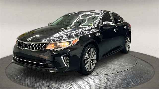 Used 2018 Kia Optima S w/ 18" Alloy Wheels Package image 4