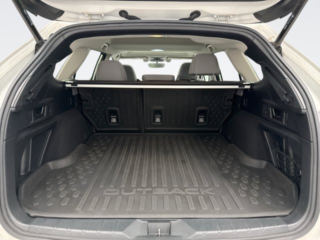 Used 2020 Subaru Outback Premium w/ Popular Package #1 AWD/4WD image 19