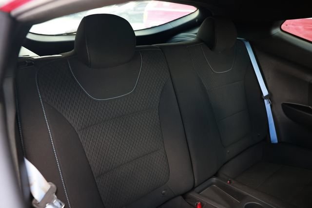 Used 2020 Hyundai Veloster N w/ Performance Package FWD image 17