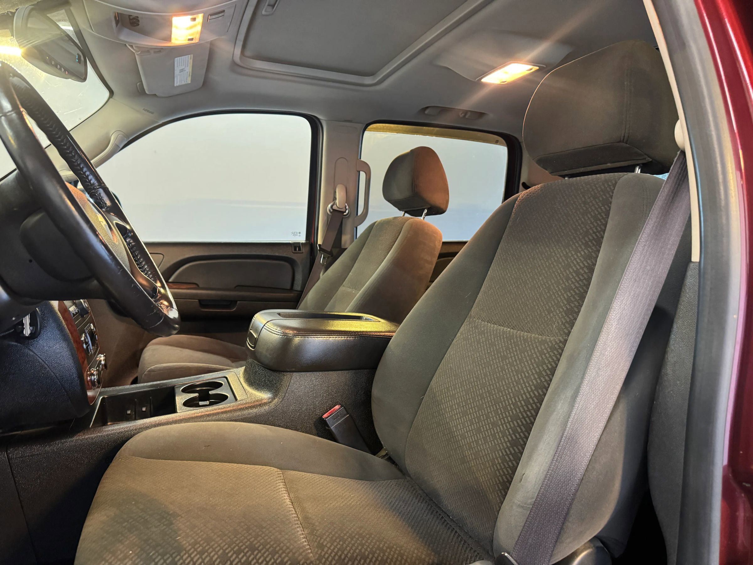 Used 2008 Chevrolet Suburban LT w/ Convenience Package 1 image 14