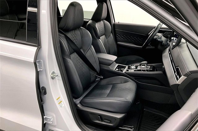 Used 2024 Mitsubishi Outlander SEL Black Edition image 7