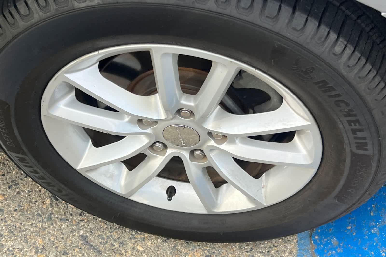Used 2019 Dodge Grand Caravan SXT image 22