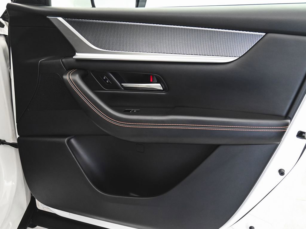 Used 2024 MAZDA CX-90 Plug-In Hybrid w/ Preferred image 10