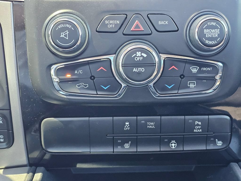 Used 2018 RAM 1500 Sport w/ Sport Premium Group AWD/4WD image 24