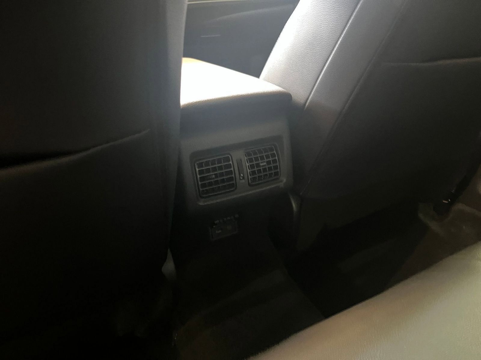 Used 2025 Toyota Camry SE FWD image 23