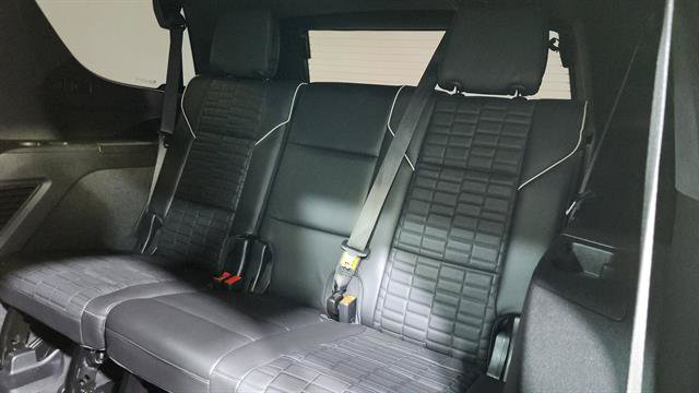 Used 2023 Cadillac Escalade V AWD/4WD image 29
