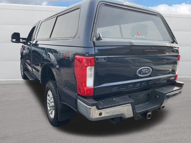Used 2017 Ford F250 XLT w/ XLT Value Package AWD/4WD image 3