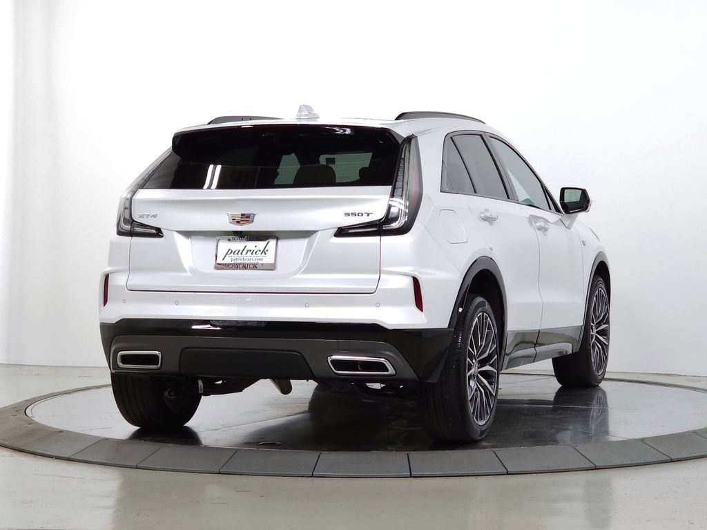 Used 2025 Cadillac XT4 Sport FWD image 10