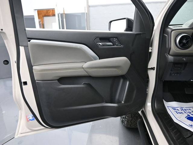 New 2026 Chevrolet Colorado ZR2 w/ Off-Road Front Bumper Package image 9