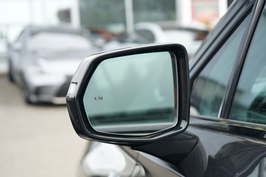 Used 2020 Cadillac XT6 Sport AWD/4WD image 29