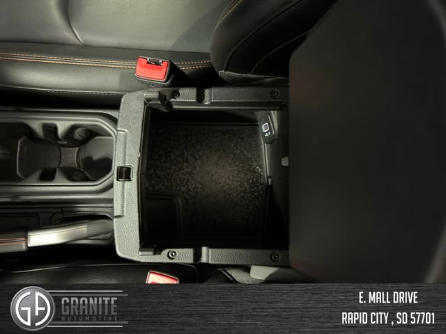 Used 2021 Jeep Gladiator Mojave w/ Dual Top Group AWD/4WD image 25